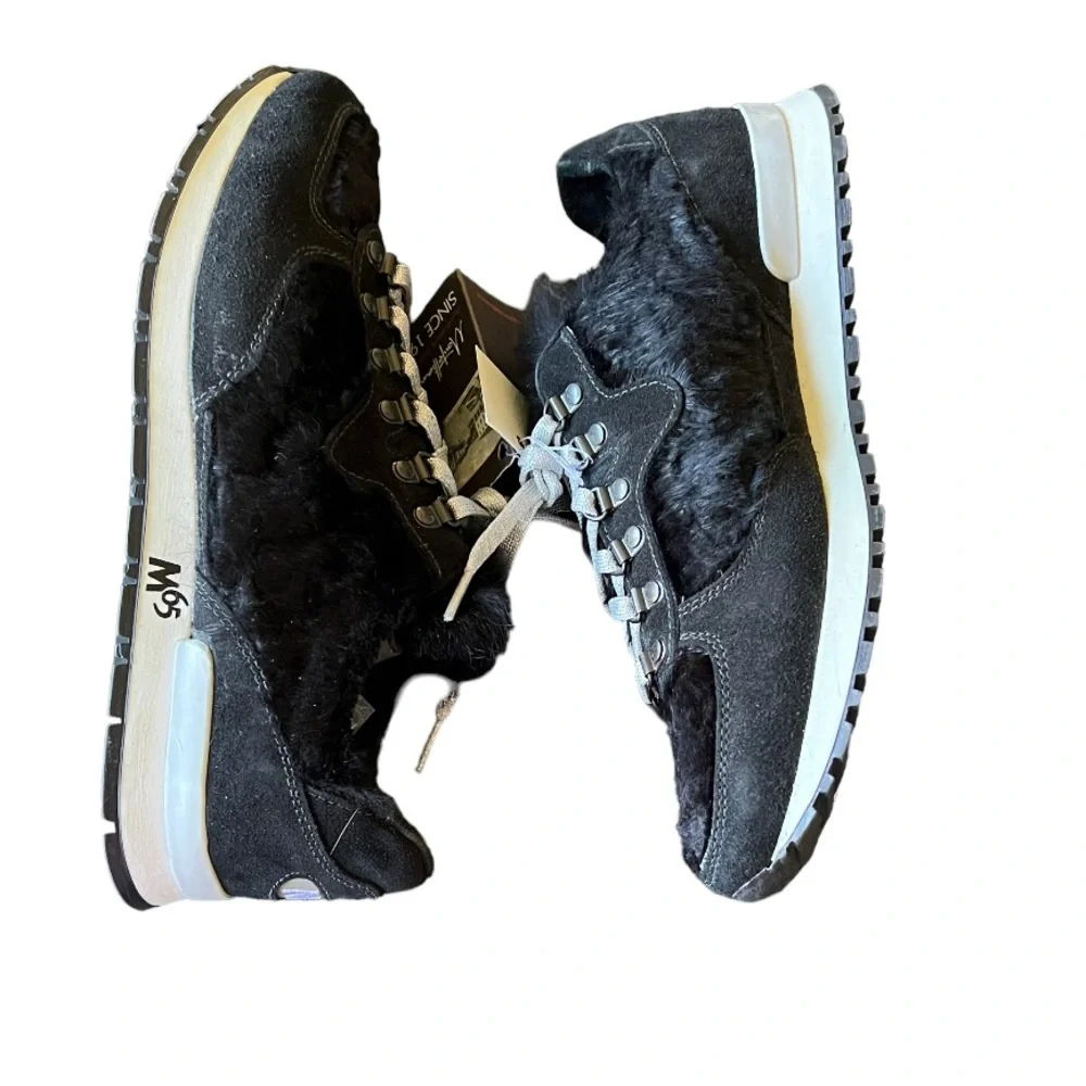 Montelliana 1965 Suede Shearling Lined Black Sneaker Women’s Size 12